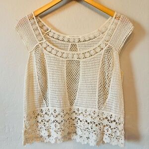 Crochet top by Do Everything in Love NWOT knit sweater